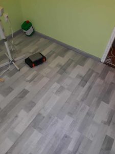 Szobafestés Zuglóban, Tisztasági Festés Laminált padlő lerakás Szobafestő Zugló Budapest – 14.kerület,mázolás,tapétázás,glettelés,faljavitás