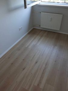 Laminált padló lerakás Budapest – Gyors és precíz kivitelezés Zuglóban | festozuglo.hu